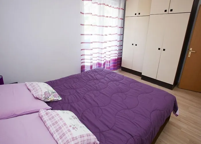 Luka Apartamento *