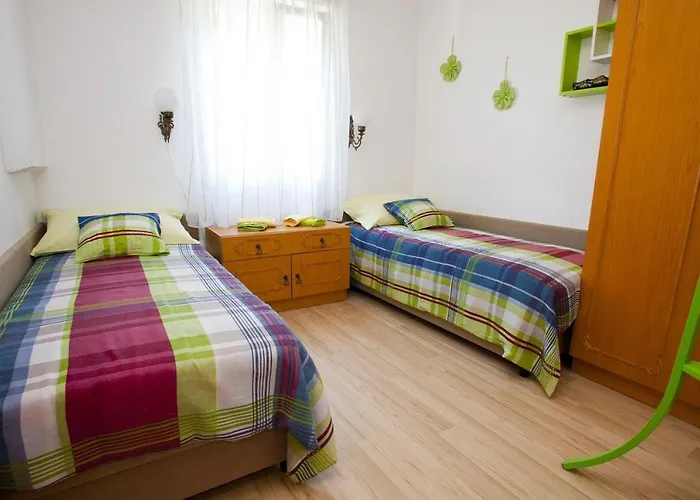 Luka Apartamento *